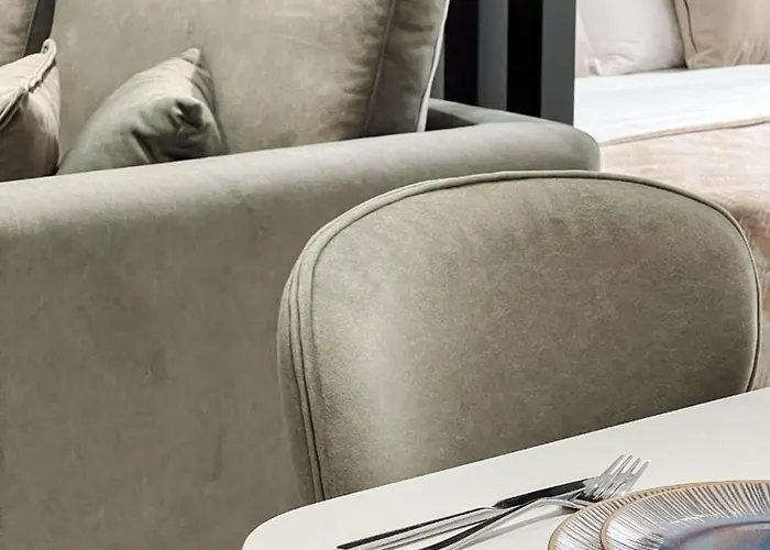 Bliss 103 טיראנה